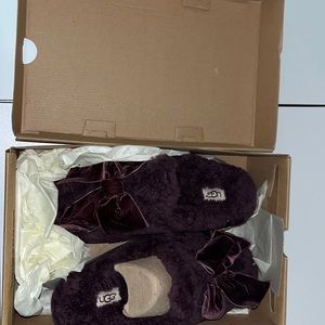 UGG addison velvet bow slippers NEW NEVER WORN